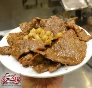 ورقة لحمة من مطعم أبو نصرة