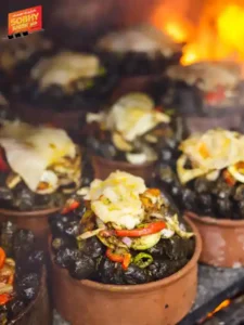 طاجن ورق عنب محشي أرز من مطعم صبحي كابر